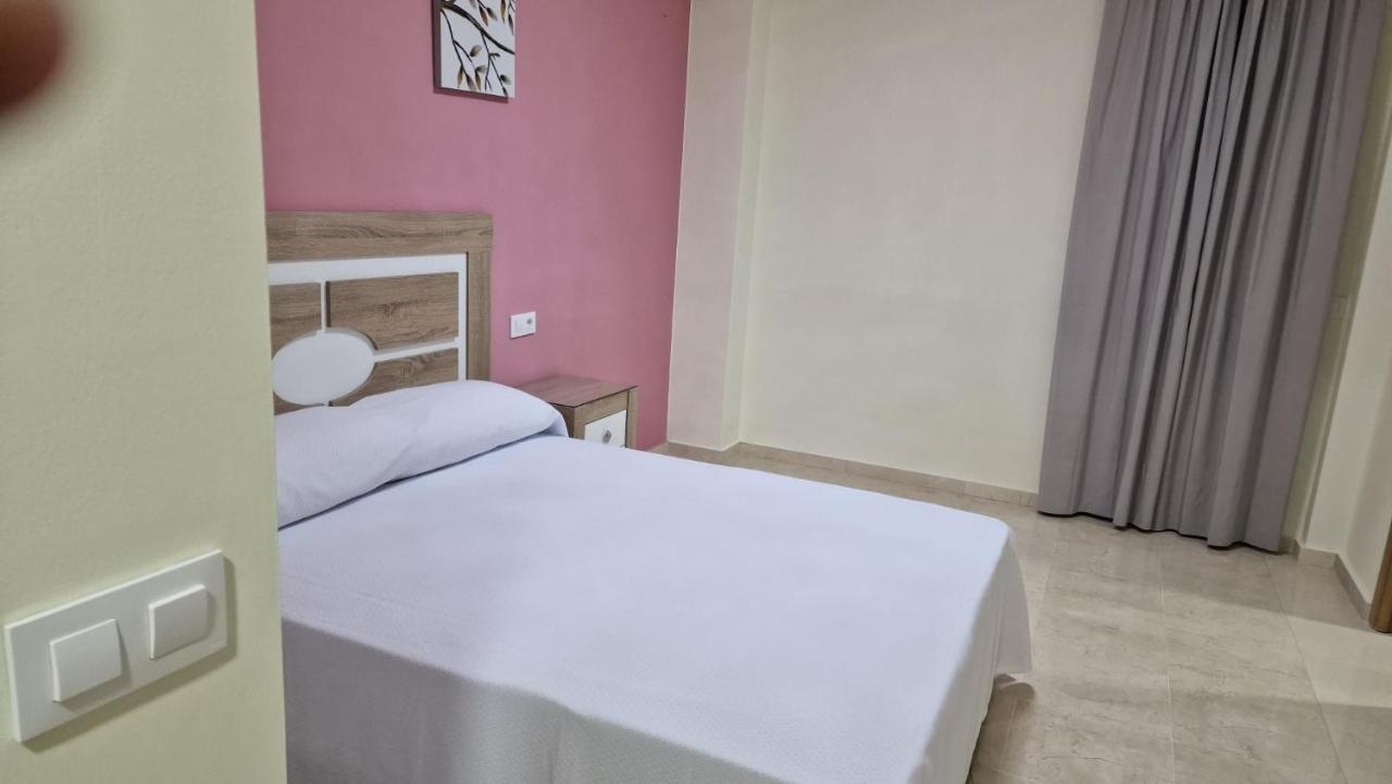 Hotel Nuevo Espartinas Eksteriør bilde
