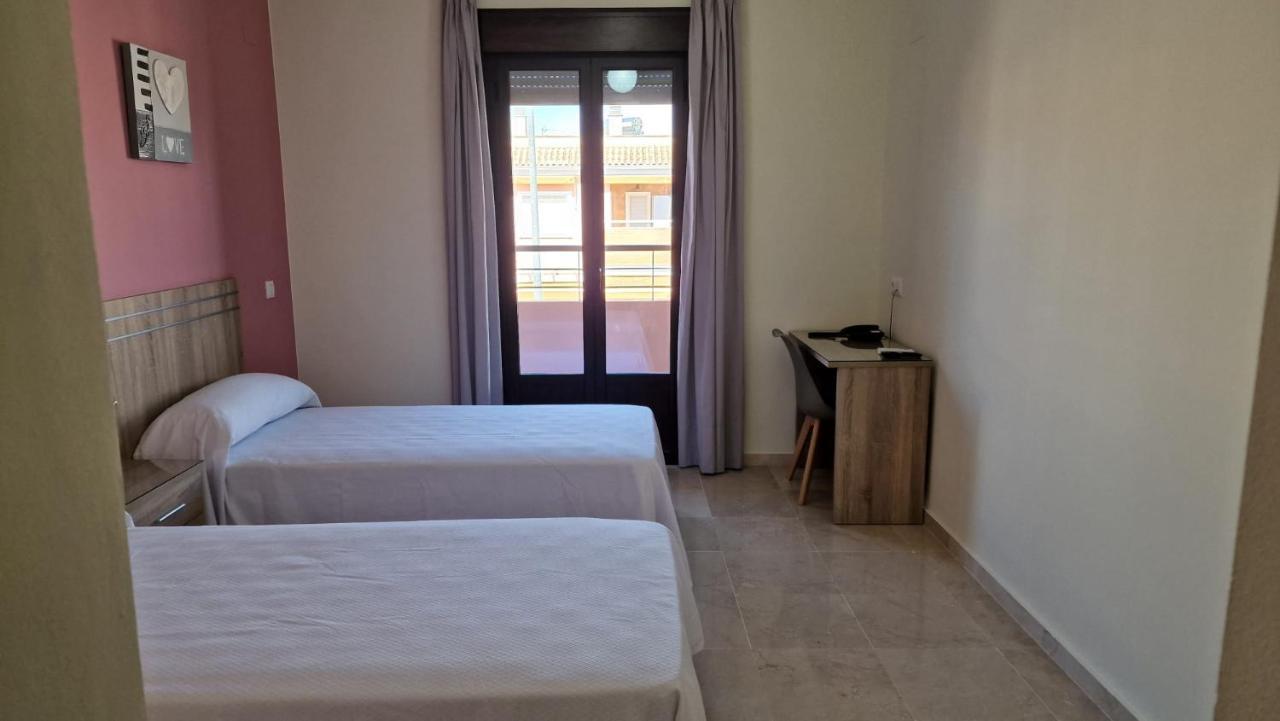 Hotel Nuevo Espartinas Eksteriør bilde