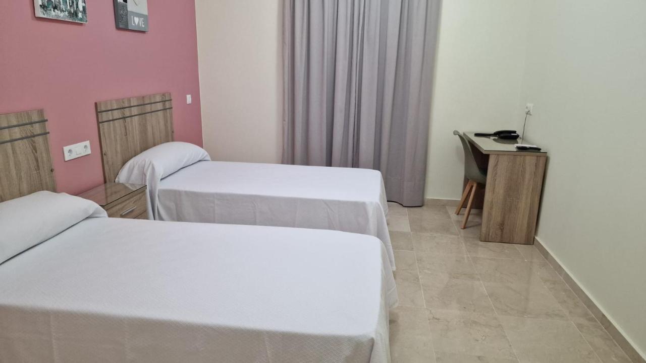 Hotel Nuevo Espartinas Eksteriør bilde